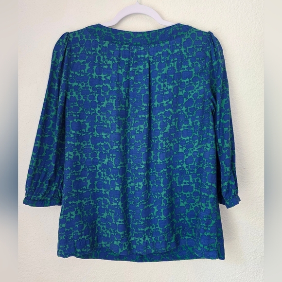 Boden silk blend patternerd 3/4 Sleeve blouse, Blue and Green, Size 8R - Picture 2 of 6